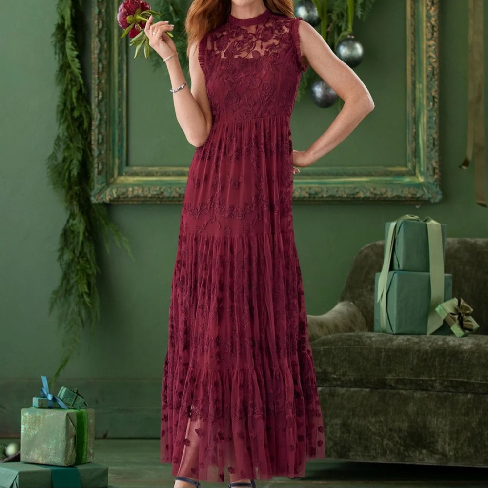 Tolani Burgundy Lace Maxi Dress